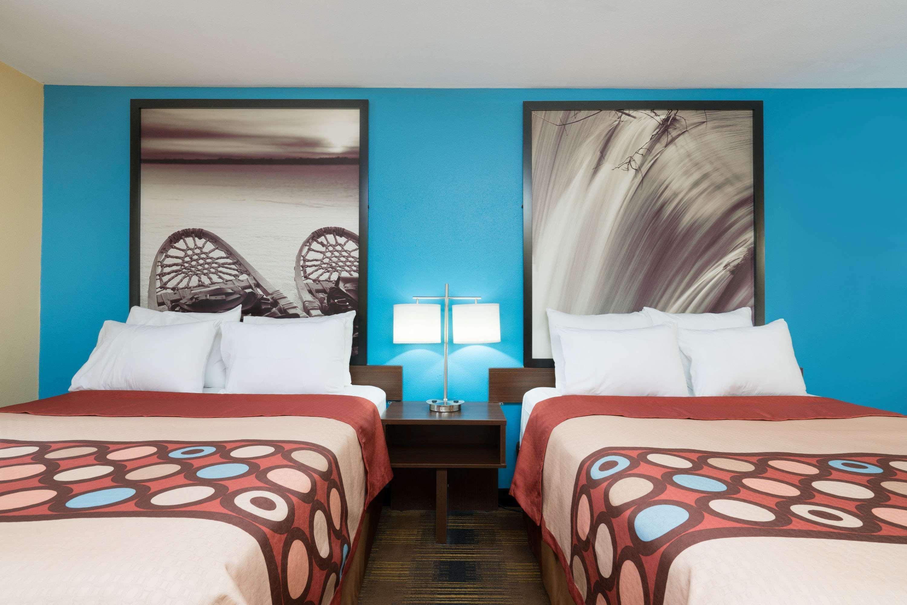 Super 8 By Wyndham Rochester Mayo Clinic Area Extérieur photo