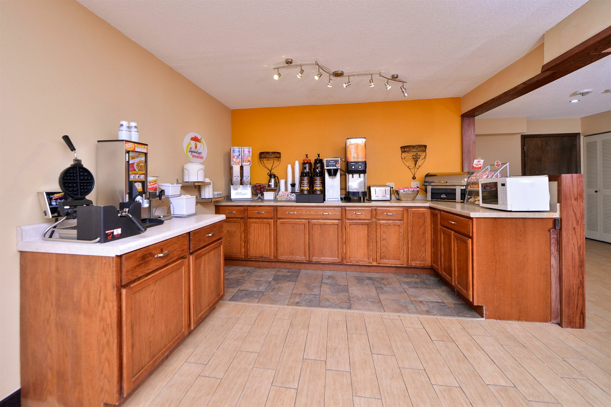 Super 8 By Wyndham Rochester Mayo Clinic Area Extérieur photo